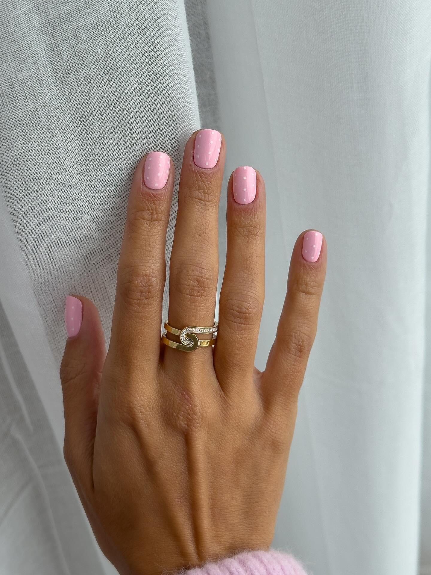 m.o.n.a.j 1 - pastel nails - pastel nail ideas